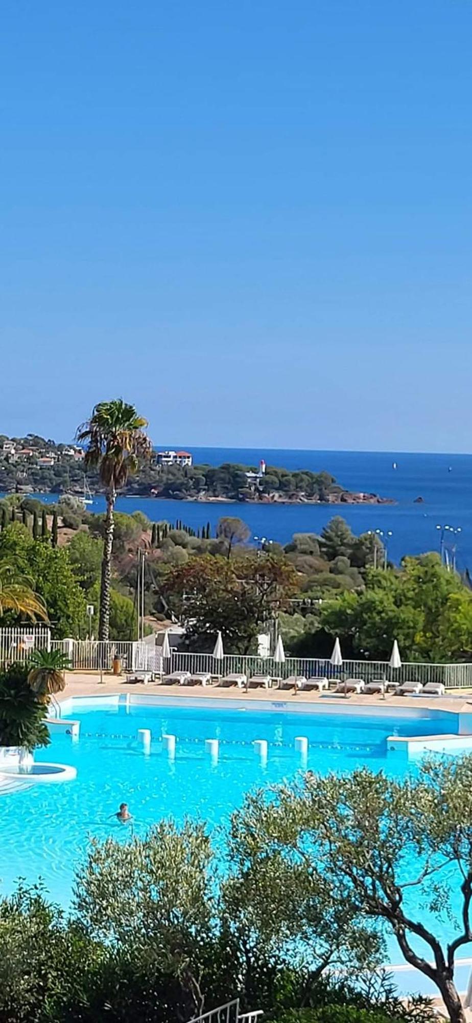 Vacances En Paradis Saint-Raphael (Var) Exterior photo